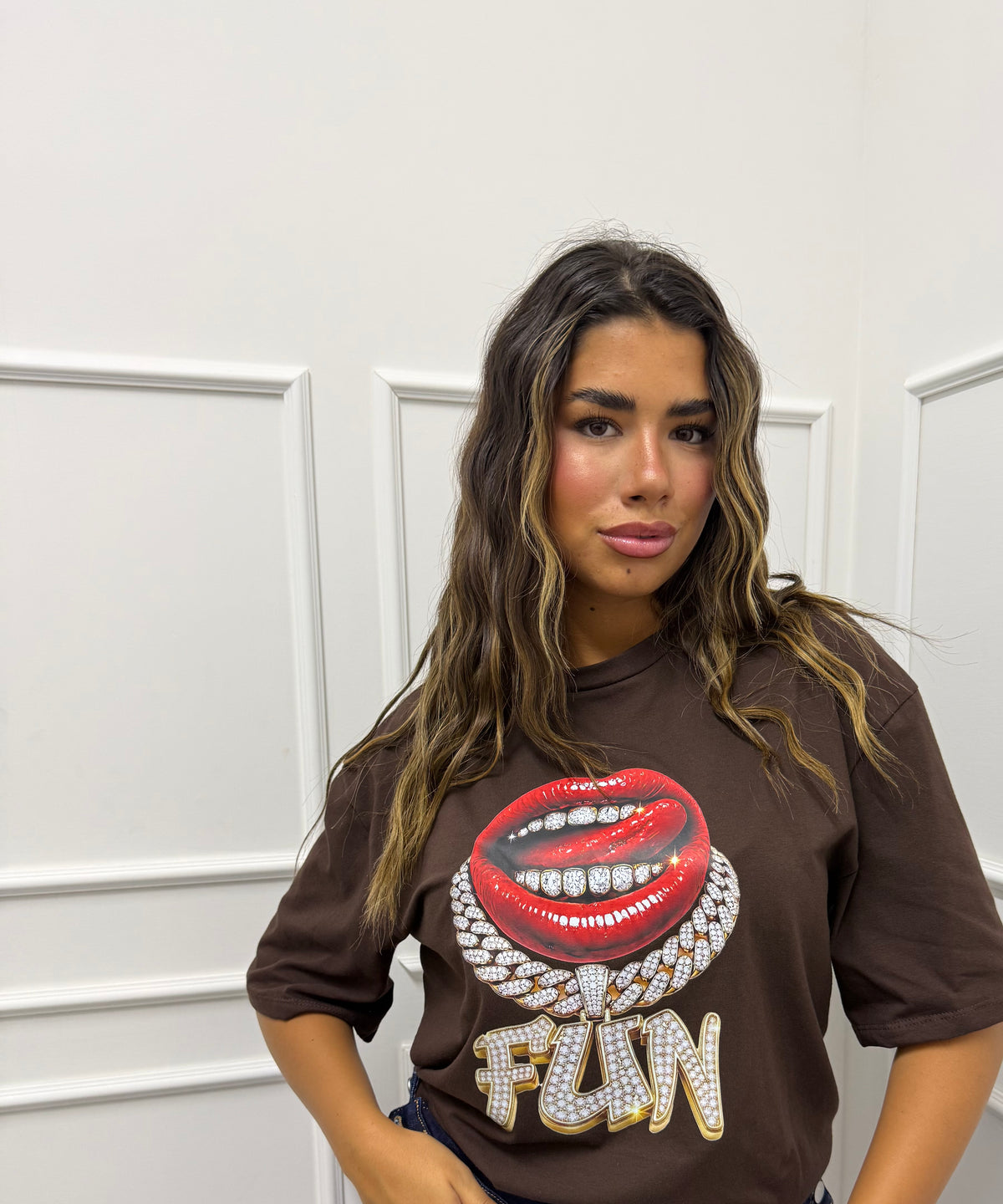 T-shirt Fun marrone